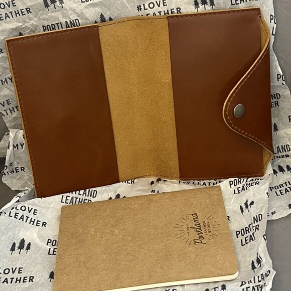 Portland Leather Tote, Limited Edition, Aqua / Blue, with Journal & Keychain - Picture 10 of 12